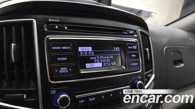 Hyundai Starex 2018 — photo 23