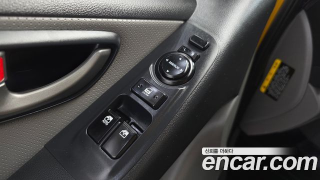 Hyundai Starex 2018 — photo 30