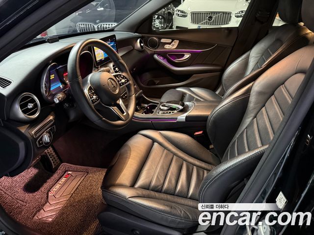 Mercedes-Benz C-Class 2019 — photo 8