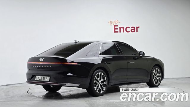 Hyundai Grandeur 2023 — photo 2