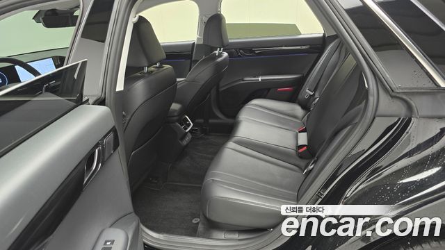 Hyundai Grandeur 2023 — photo 12