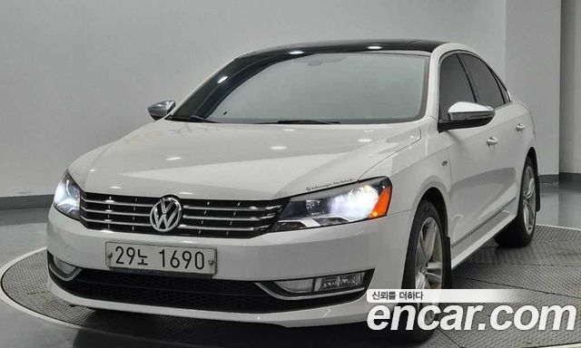 Volkswagen Passat 2015 — photo 1