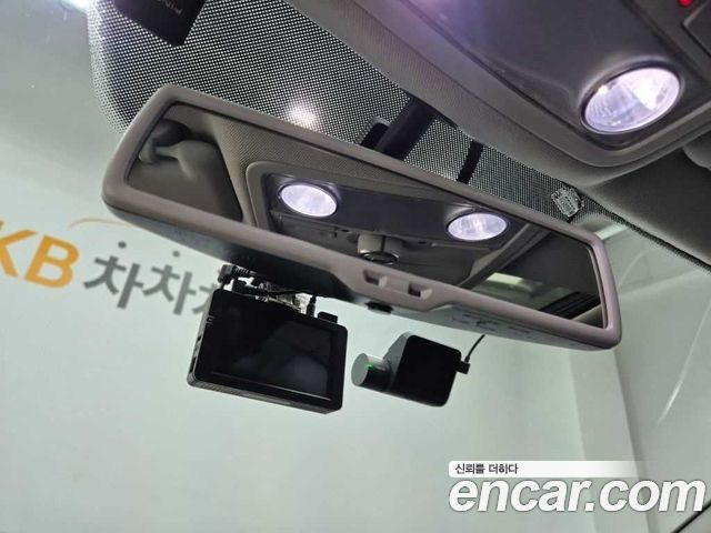 Volkswagen Passat 2015 — photo 16