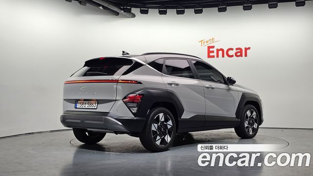 Hyundai Kona 2023 — photo 2