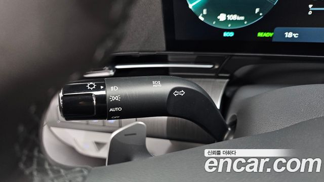 Hyundai Kona 2023 — photo 30