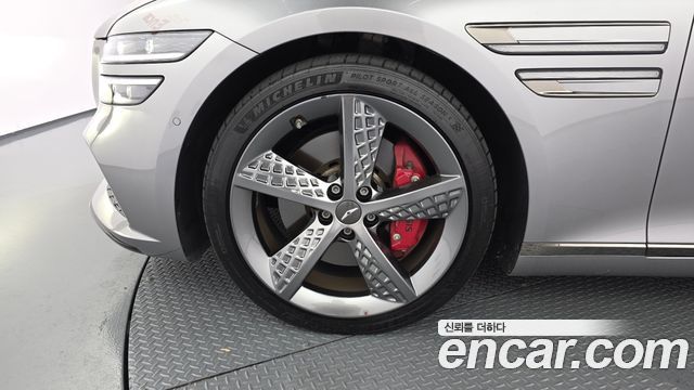 Genesis G80 2022 — photo 5