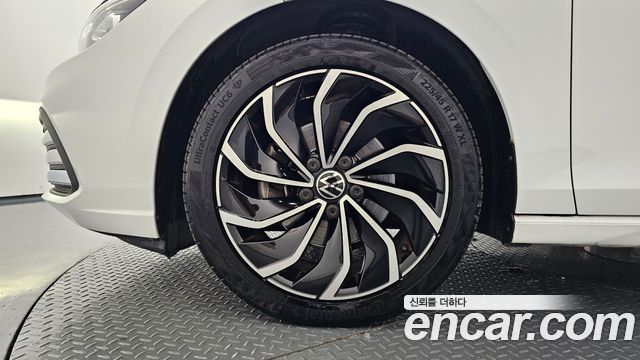 Volkswagen Golf 2022 — photo 5