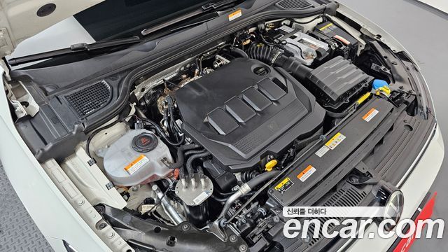 Volkswagen Golf 2022 — photo 6