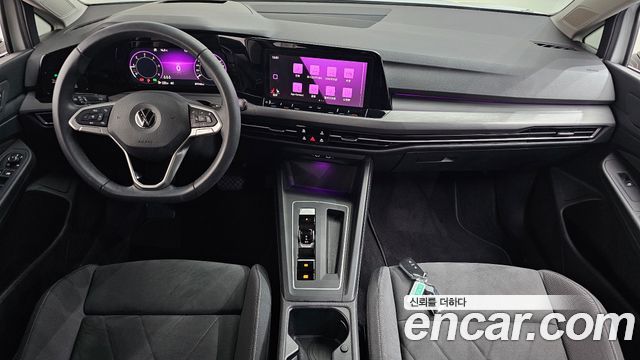 Volkswagen Golf 2022 — photo 10