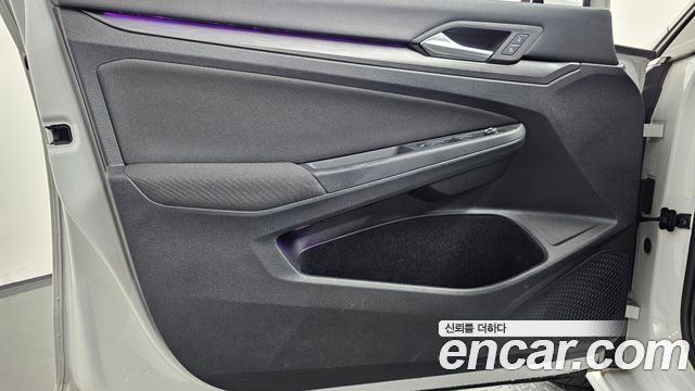 Volkswagen Golf 2022 — photo 14