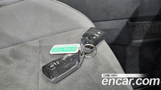 Volkswagen Golf 2022 — photo 29