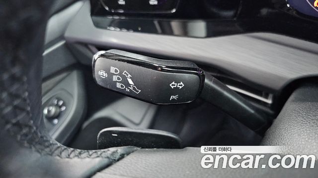 Volkswagen Golf 2022 — photo 34