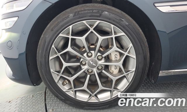 Genesis G80 2022 — photo 5