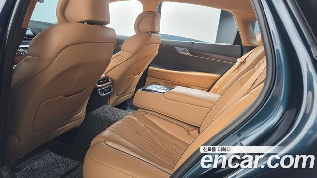 Genesis G80 2022 — photo 26