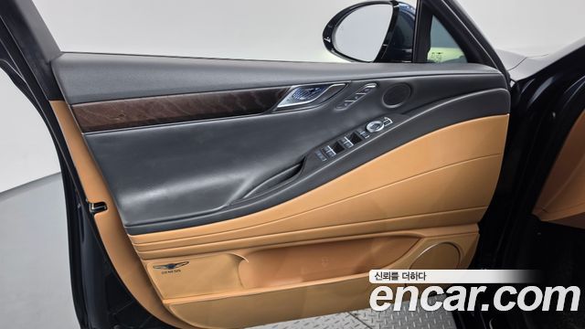 Genesis G80 2022 — photo 14