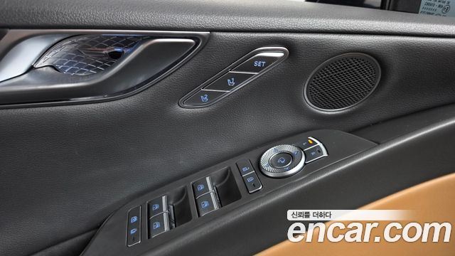 Genesis G80 2022 — photo 30
