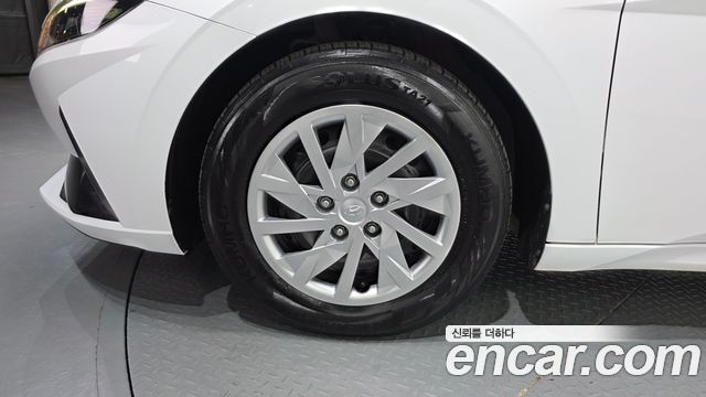 Hyundai AVANTE 2021 — photo 5