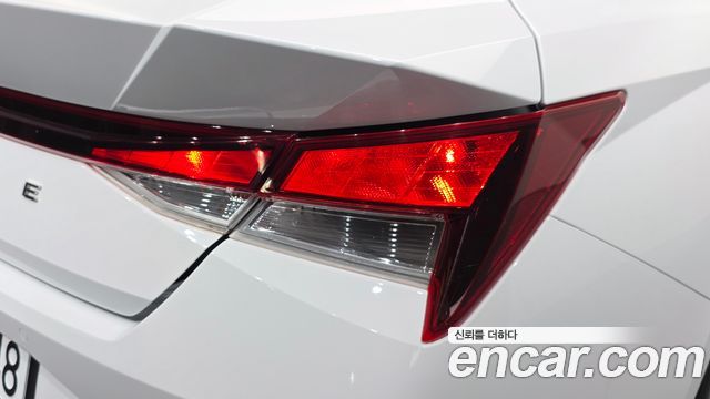 Hyundai AVANTE 2021 — photo 9