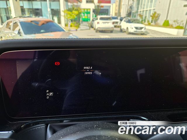 Mercedes-Benz G-Class 2021 — photo 9