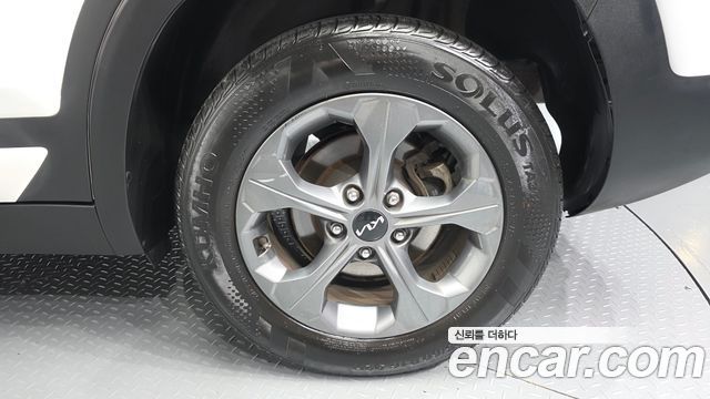 Kia Seltos 2023 — photo 7