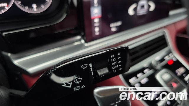 Porsche Panamera 2018 — photo 29