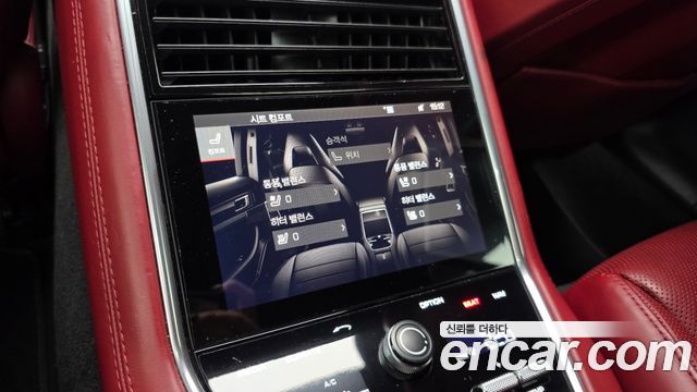 Porsche Panamera 2018 — photo 33