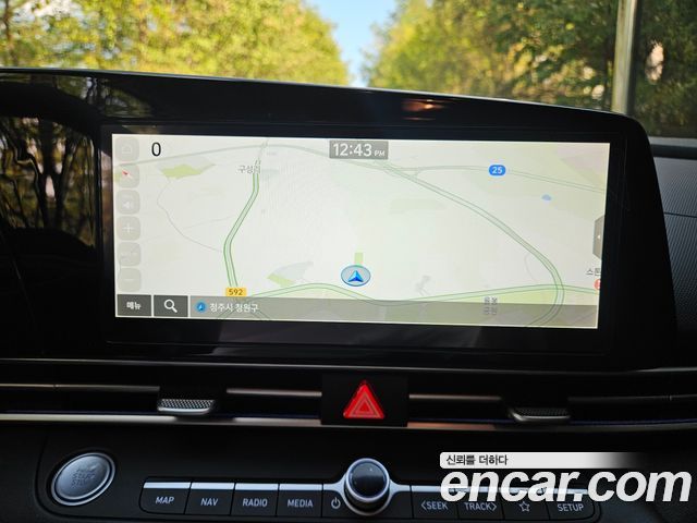 Hyundai AVANTE 2024 — photo 16