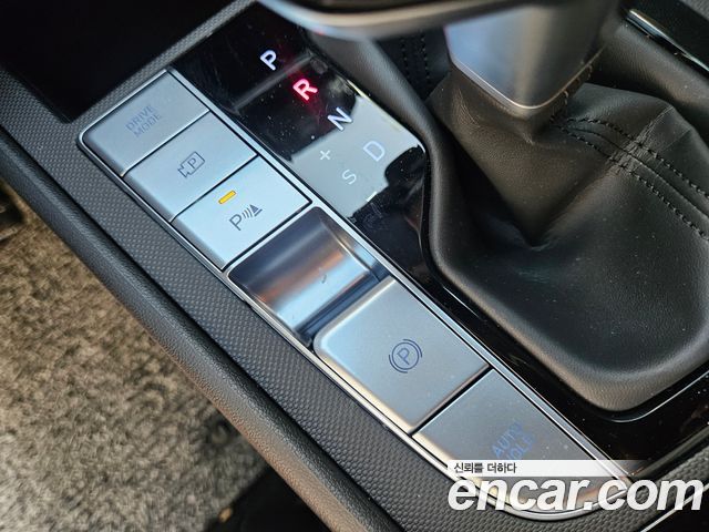 Hyundai AVANTE 2024 — photo 19