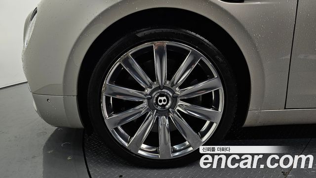 Bentley Flying Spur 2016 — photo 5