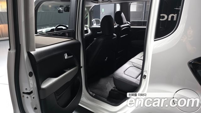 Kia RAY 2023 — photo 16