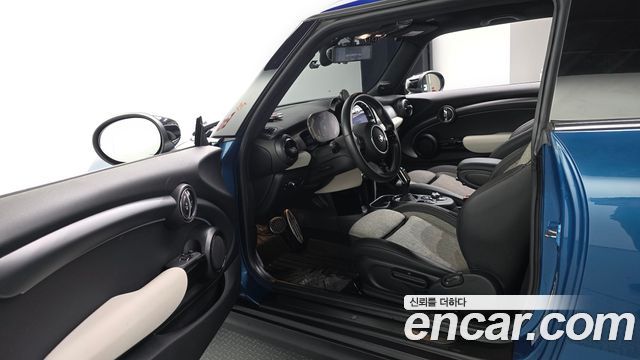Mini Cooper 2022 — photo 13