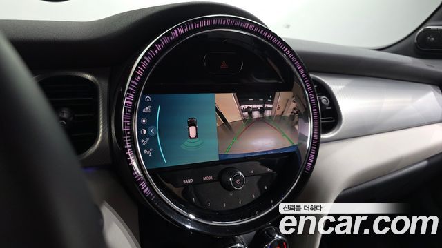Mini Cooper 2022 — photo 21