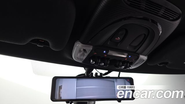 Mini Cooper 2022 — photo 25
