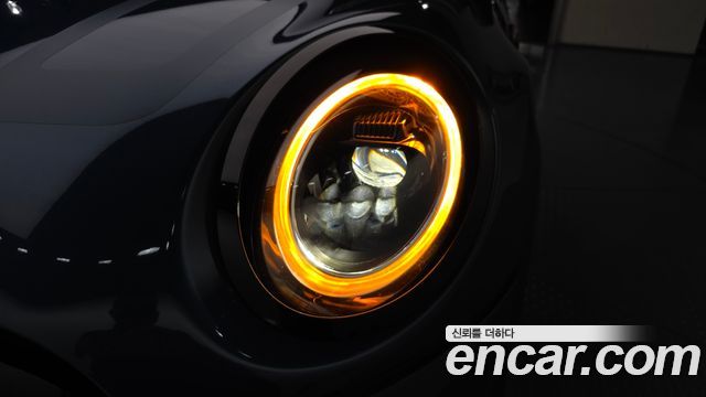 Mini Cooper 2022 — photo 8