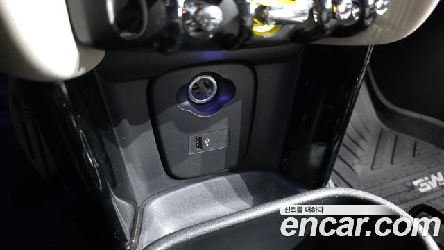 Mini Cooper 2022 — photo 16