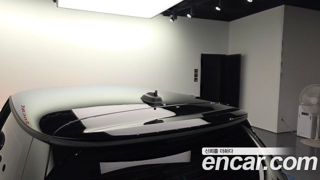 Mini Cooper 2022 — photo 28