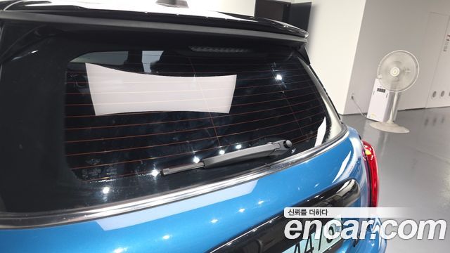 Mini Cooper 2022 — photo 29