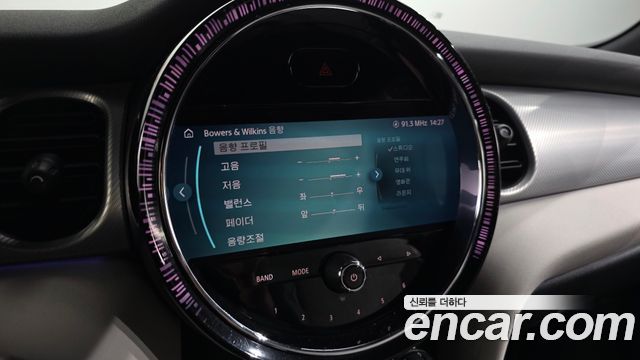 Mini Cooper 2022 — photo 34
