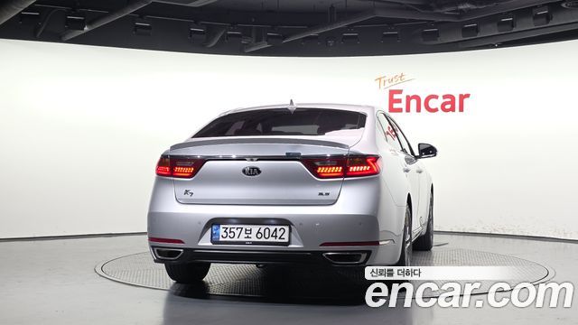 Kia K7 2017 — photo 4