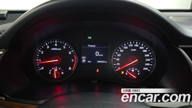 Kia K7 2017 — photo 8