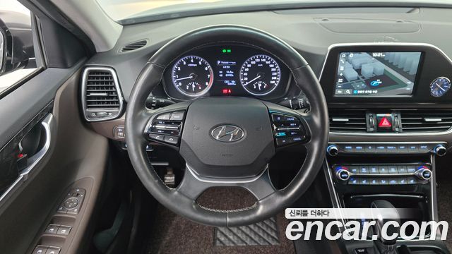 Hyundai Grandeur 2019 — photo 19
