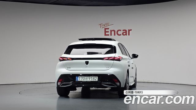 Peugeot 308 2022 — photo 4