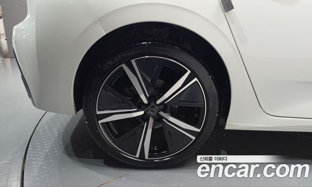 Peugeot 308 2022 — photo 5