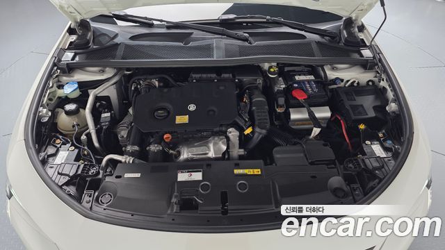 Peugeot 308 2022 — photo 6