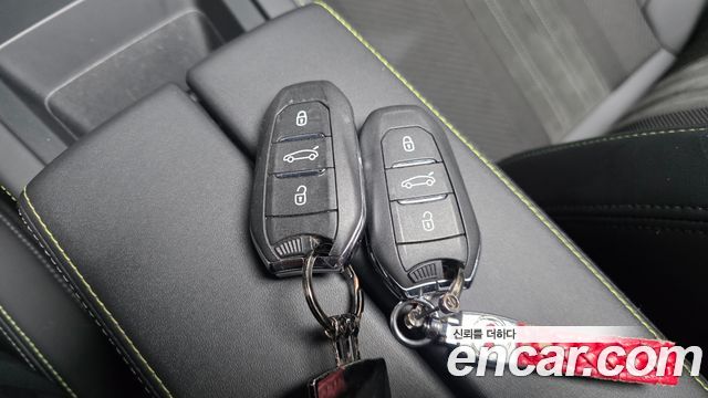 Peugeot 308 2022 — photo 24