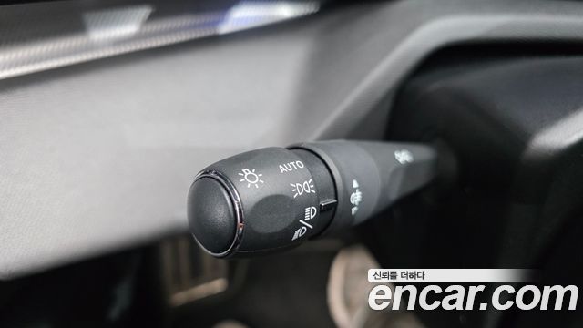 Peugeot 308 2022 — photo 30