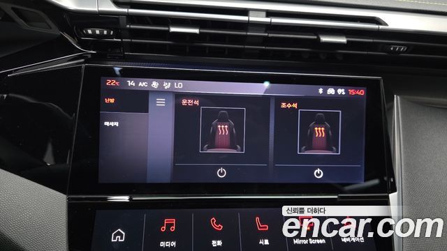 Peugeot 308 2022 — photo 35
