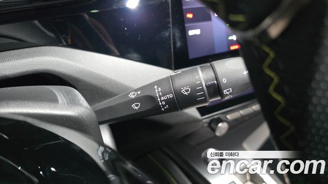 Peugeot 308 2022 — photo 37