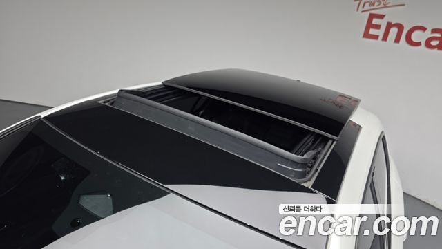 Peugeot 308 2022 — photo 38