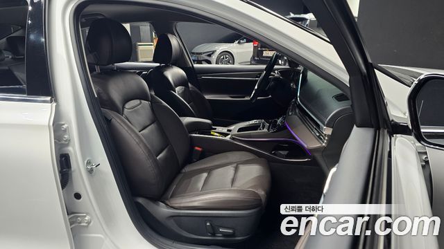 Hyundai Grandeur 2023 — photo 13